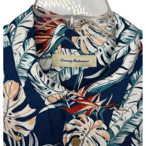 Tommy Bahama Men's Large Hawaiian Short Sleeve‎ Button Up Shirt Floral Tropical